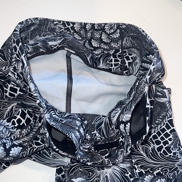 Lululemon Speed Up tight full on luxtreme 28 inch length leggings 4 zip pocket - Picture 13 of 13